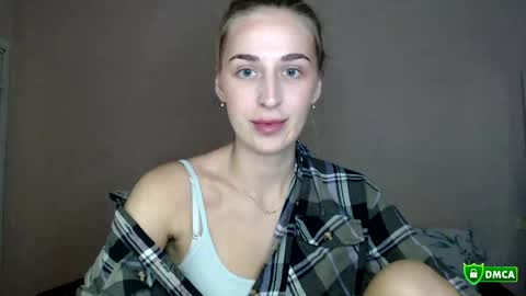 Snapshot of femkedejager chatting on 04.23.26 Femke online show from 04.23.26