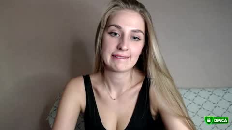 Snapshot of femkedejager chatting on 05.20.26 Femke online show from 05.20.26