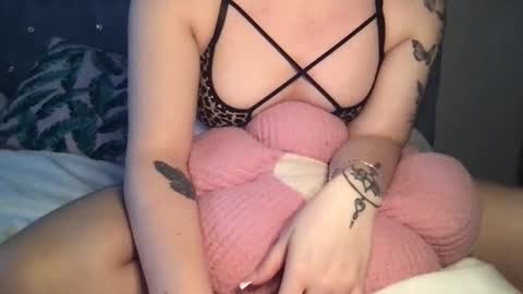     online show from 02.08.26