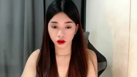 Snapshot of femylove chatting on 01.19.25 YOUR BEAUTIFUL ASIANFHEMY online show from 01.19.25