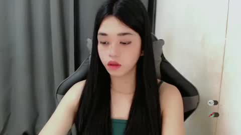 Snapshot of femylove chatting on 02.02.25 YOUR BEAUTIFUL ASIANFHEMY online show from 02.02.25