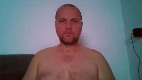 Snapshot of ferkooo111 chatting on 10.28.25 Dorotheo online show from 10.28.25