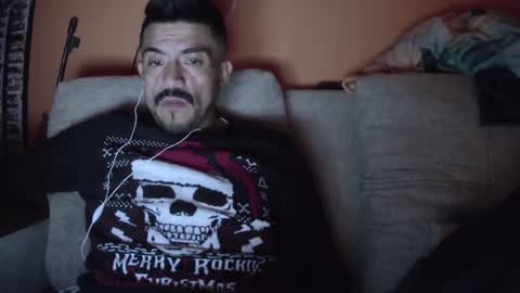 Snapshot of fernand89 chatting on 12.15.24 fernand89 online show from 12.15.24