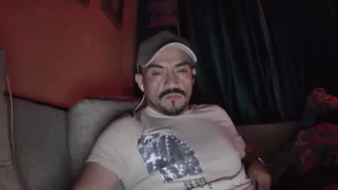 Snapshot of fernand89 chatting on 12.26.24 fernand89 online show from 12.26.24