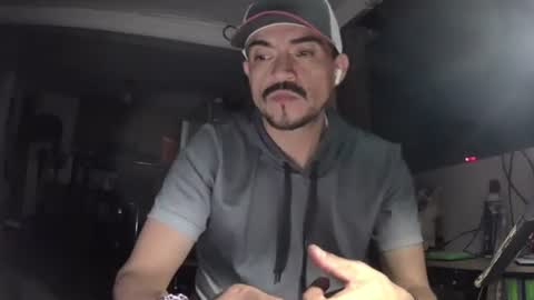 Snapshot of fernand89 chatting on 01.21.25 fernand89 online show from 01.21.25