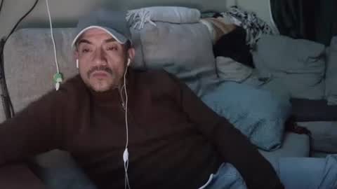 Snapshot of fernand89 chatting on 02.13.25 fernand89 online show from 02.13.25