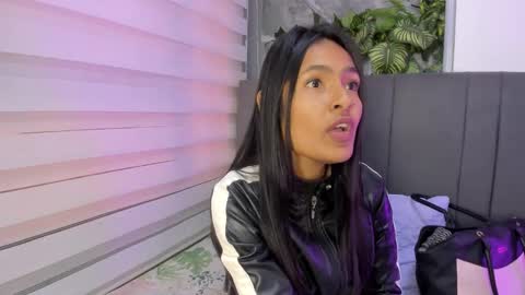 fernanda_liie_ online show from 12.19.25