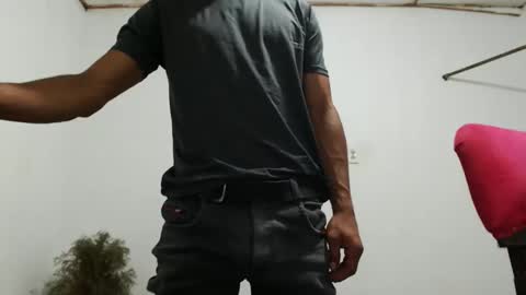 fernandez_latinblack online show from 01.03.25