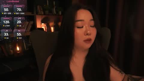 Snapshot of ferry_tail chatting on 11.08.25 ferry_tail online show from 11.08.25