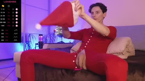 Snapshot of fetishboyfun chatting on 12.21.24 FetishBoyFun online show from 12.21.24
