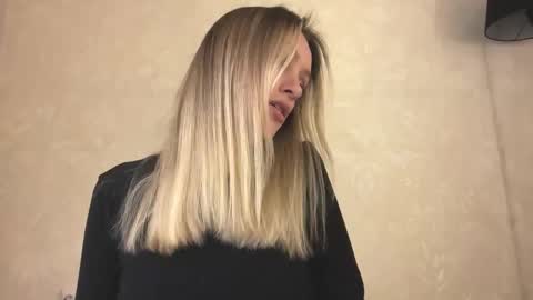 Lisa online show from 12.19.25