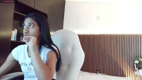 Freyja  online show from 02.16.26