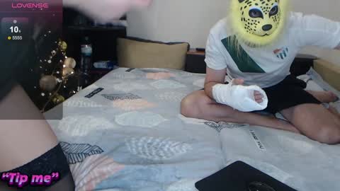 Snapshot of fialka42 chatting on 12.19.24 Alex33 Julia30 online show from 12.19.24