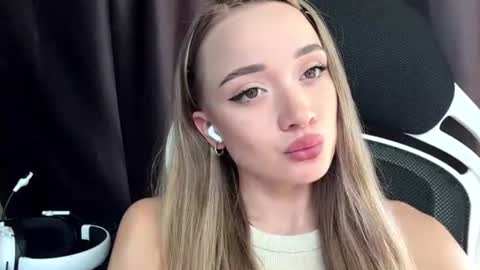 Eva online show from 06.18.26