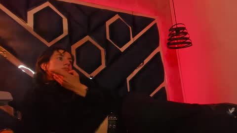   online show from 01.30.25