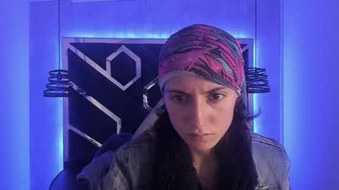   online show from 03.06.25