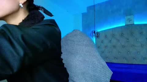   online show from 09.30.25