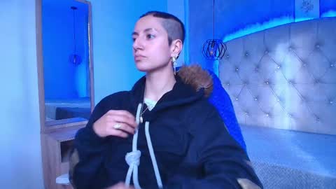   online show from 11.25.25