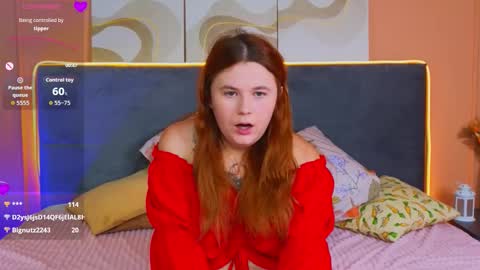 Snapshot of fiery_foxy chatting on 09.17.25 Mabel online show from 09.17.25