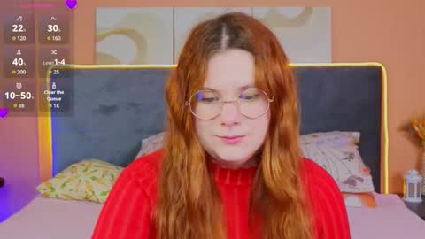 Snapshot of fiery_foxy chatting on 09.22.25 Mabel online show from 09.22.25