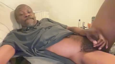 Snapshot of fifi772421 chatting on 03.22.26 bihungdaddyinthebayarea online show from 03.22.26