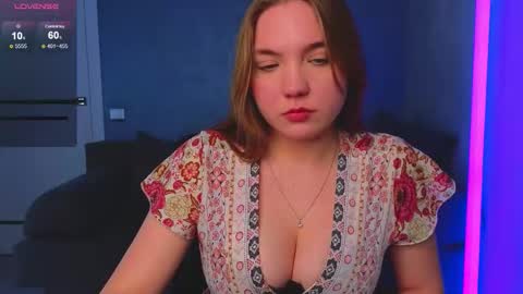 Snapshot of fififlower chatting on 03.04.26 Rebecca online show from 03.04.26