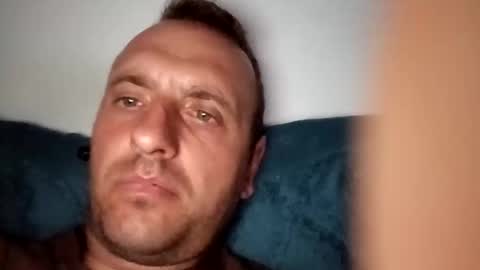 Snapshot of figonik chatting on 09.16.25 Nick online show from 09.16.25