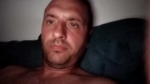 Snapshot of figonik chatting on 09.21.25 Nick online show from 09.21.25