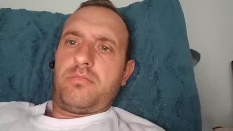 Snapshot of figonik chatting on 09.23.25 Nick online show from 09.23.25