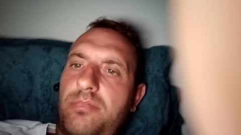 Snapshot of figonik chatting on 09.23.25 Nick online show from 09.23.25