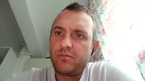 Snapshot of figonik chatting on 11.11.25 Nick online show from 11.11.25