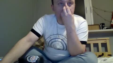Snapshot of filipek757 chatting on 01.05.25 filipek757 online show from 01.05.25