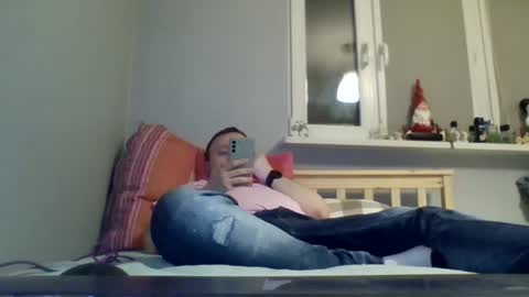Snapshot of filipek757 chatting on 02.16.25 filipek757 online show from 02.16.25