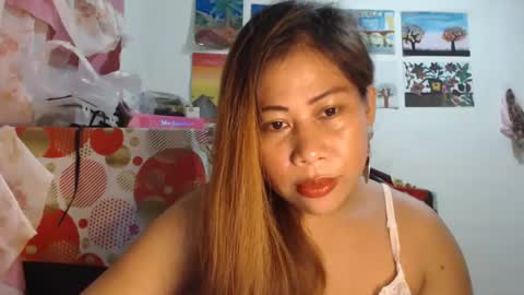 Snapshot of filipina_beauty69 chatting on 02.23.25 filipina beauty. online show from 02.23.25