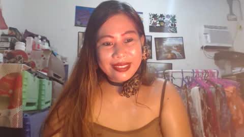 Snapshot of filipina_beauty69 chatting on 10.04.25 filipina beauty. online show from 10.04.25