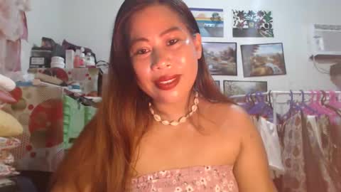 Snapshot of filipina_beauty69 chatting on 10.07.25 filipina beauty. online show from 10.07.25