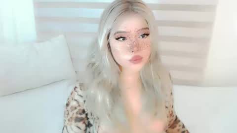 Snapshot of filipina_slutty69xxx chatting on 04.25.26 Angela DONT FORGET TO FOLLOW AND GIVE ME APPRECIATION online show from 04.25.26