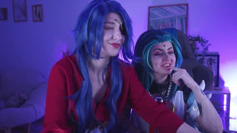 cap and Lana  online show from 12.08.24