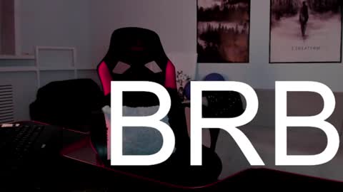 cap and Lana  online show from 02.05.25