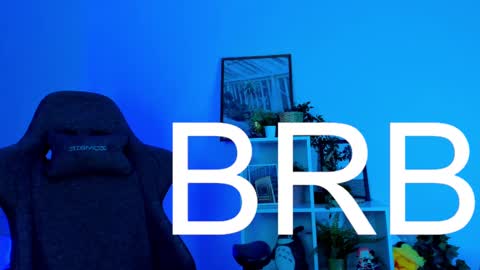 cap and Lana  online show from 02.12.25