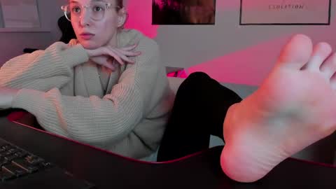 cap and Lana  online show from 02.21.25