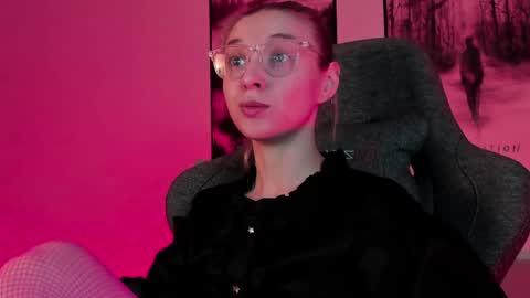 cap and Lana  online show from 03.07.25