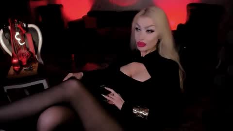 AlfaFemale online show from 11.06.25