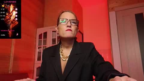 Lady online show from 12.01.25