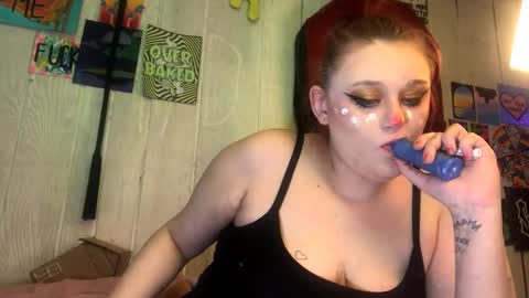 Snapshot of findommefoxi chatting on 12.20.24 findommefoxi online show from 12.20.24
