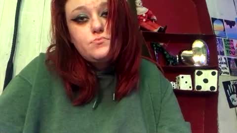 Snapshot of findommefoxi chatting on 01.20.25 findommefoxi online show from 01.20.25