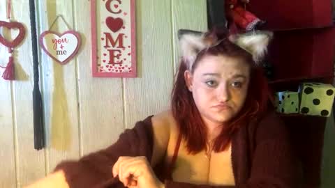 Snapshot of findommefoxi chatting on 02.09.25 findommefoxi online show from 02.09.25