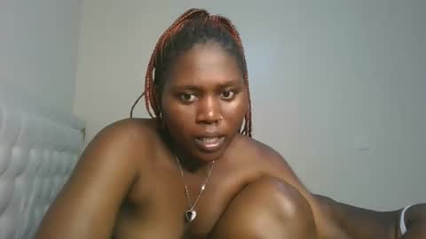 Snapshot of fine_melanie chatting on 10.31.25 melanie online show from 10.31.25