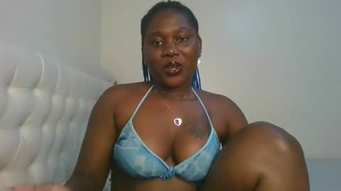 Snapshot of fine_melanie chatting on 11.29.25 melanie online show from 11.29.25