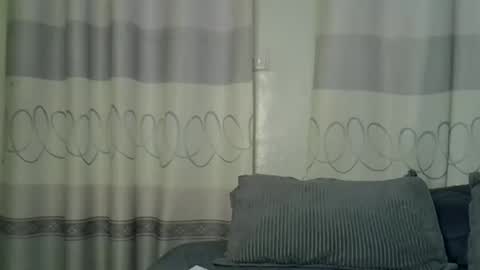 Snapshot of fine_queen12 chatting on 01.28.25 fine_queen12 online show from 01.28.25